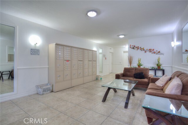 Building Photo - 125 S Sierra Madre Blvd