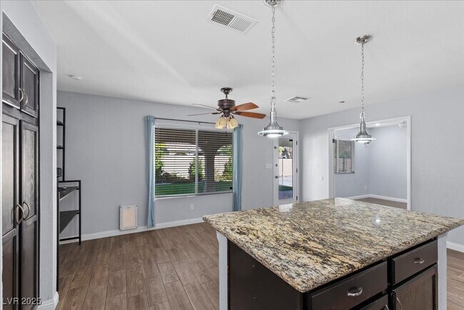 Building Photo - 9300 Valencia Canyon Dr