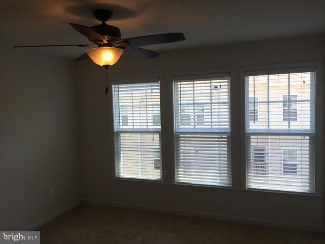 Building Photo - 43311 Novi Terrace