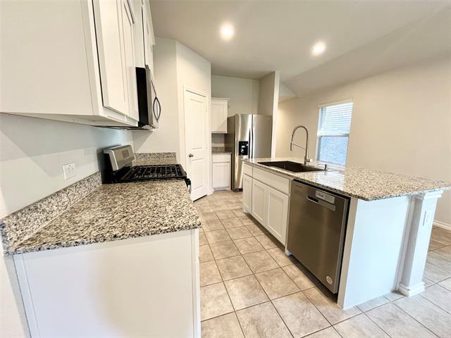 Building Photo - 124 Greengate Dr