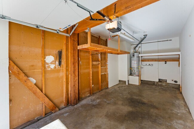 Building Photo - 17972 Baron Cir