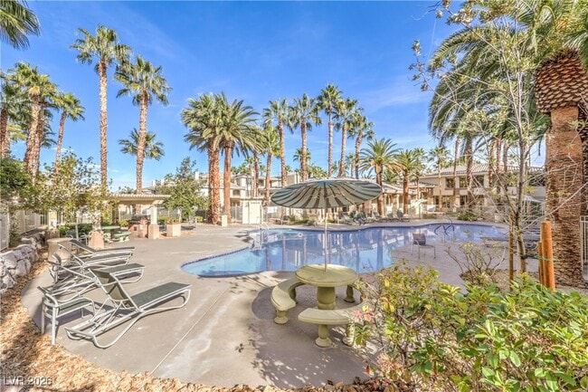 Building Photo - 7163 S Durango Dr