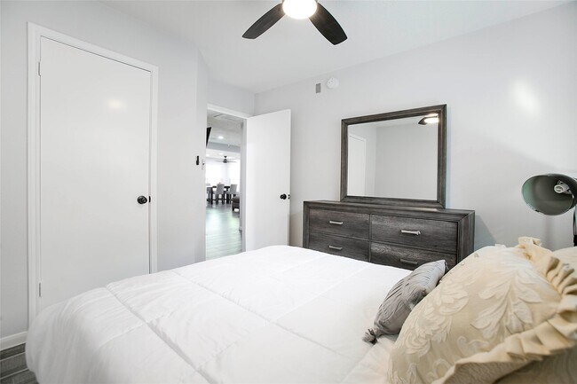 Building Photo - 1507 Buchans Dr