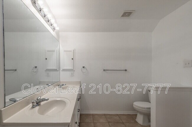 Building Photo - 3329 Bluebird Ridge Dr