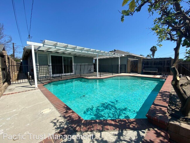 Primary Photo - 3 br, 2 bath House - 621 S. Dale