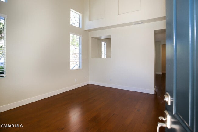 Building Photo - 1129 Azalea Way