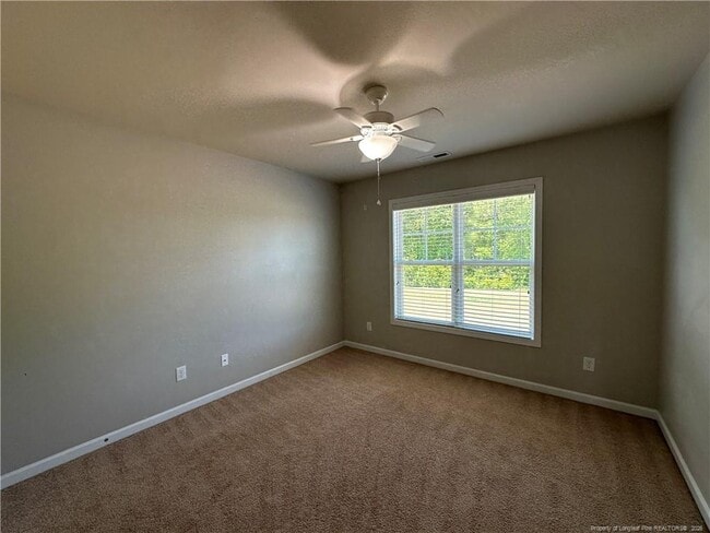 Building Photo - 240 Collinwood Dr