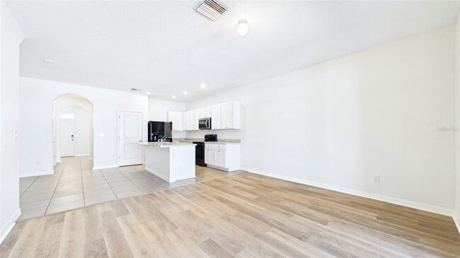 Building Photo - 710 Barclay Wood Dr