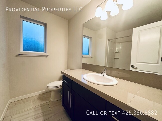 Building Photo - 12915 20th Dr W