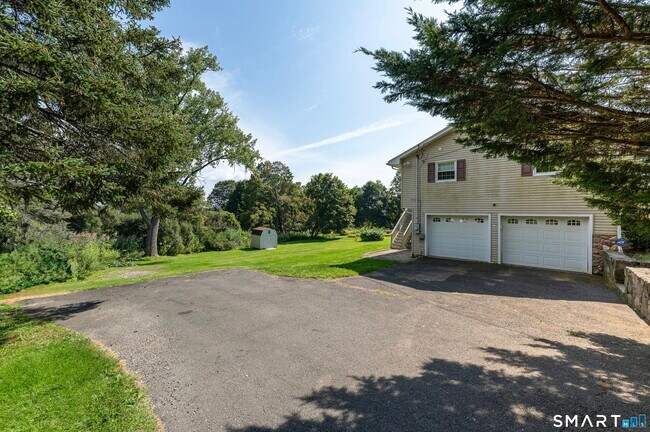 Building Photo - 77 Obtuse Rd S