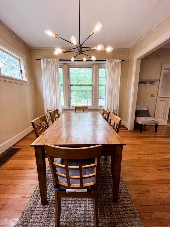 Building Photo - 110 Linden Ave