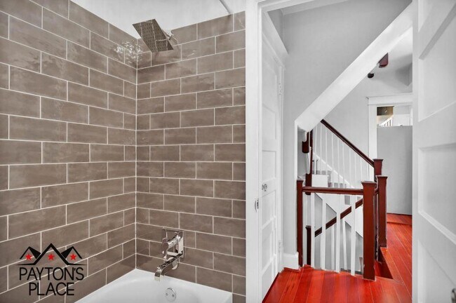 Building Photo - 4820 13th St NW #2