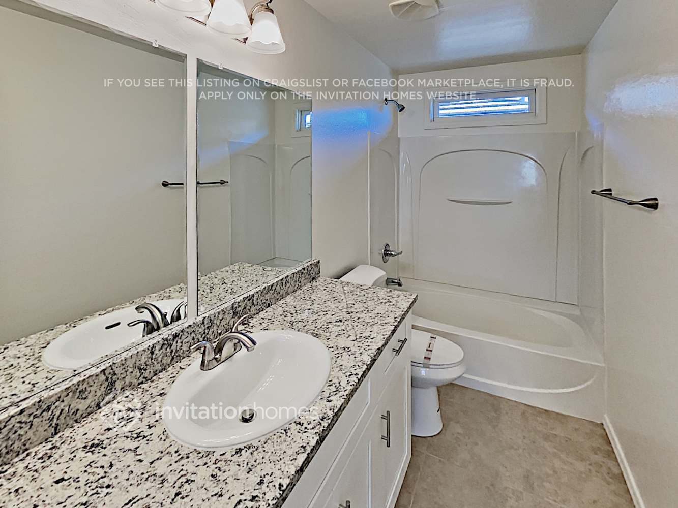 Building Photo - 853 S Huish Dr