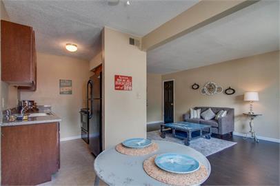 Building Photo - 116 Tyler Ave