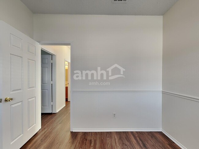 Building Photo - 6711 Flamewood Dr