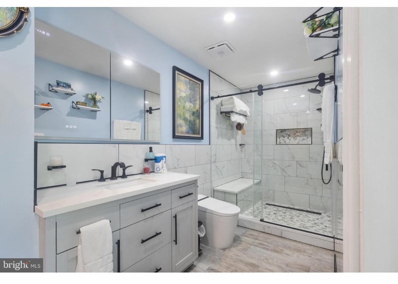 Building Photo - 10230 Faire Commons Ct