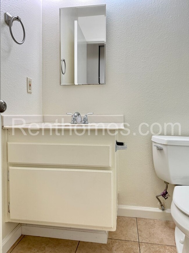 Building Photo - 8575 Keystone Ct