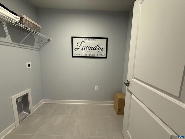 Building Photo - 5175 Lazy Branch Ln