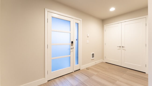 Building Photo - 1587 139th Ct NE