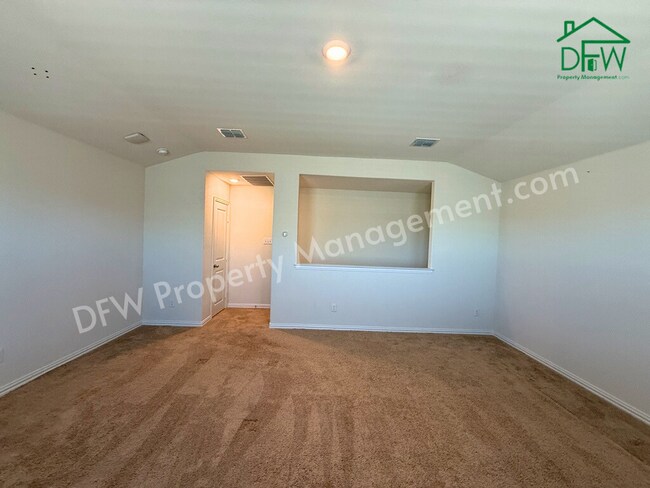 Building Photo - Spacious 4-Bedroom Home for Lease in Princeton!