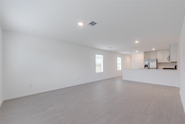 Building Photo - 18004 Valle Cupa Ln