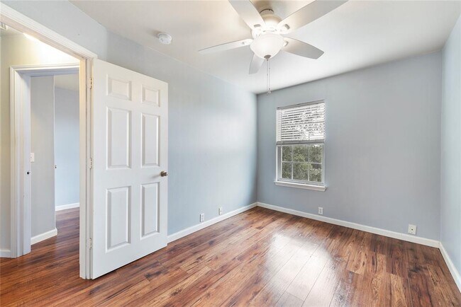 Building Photo - 6273 Negley