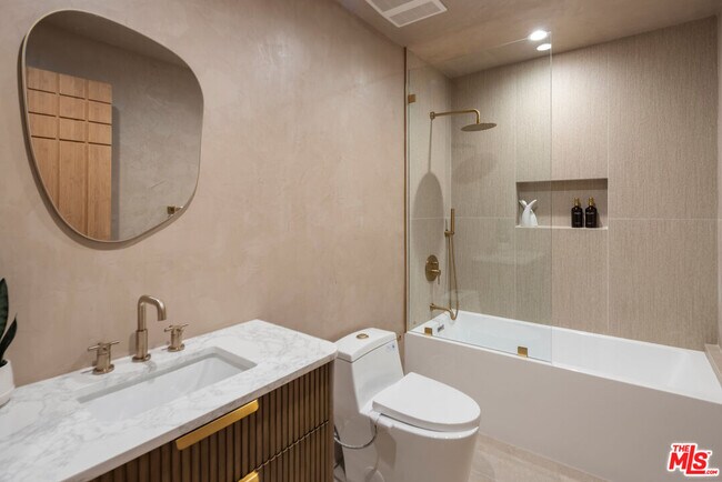 Building Photo - 3637 Loadstone Dr