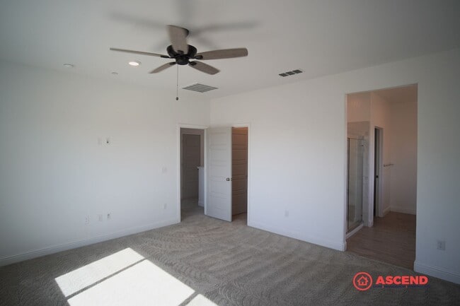 Building Photo - Stunning Home in Gossamer Grove!