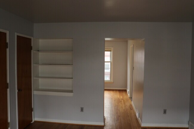 living room with view into dining room - 21726 Snow Ave