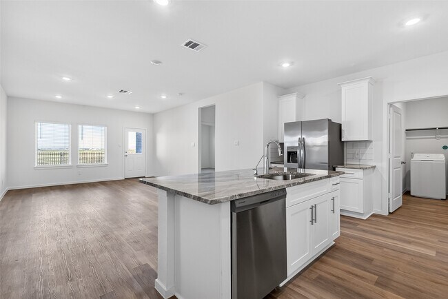 Building Photo - 4034 Bronco Sta Ln