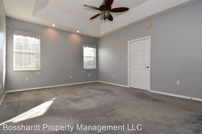Building Photo - 3 br, 2.5 bath House - 15917 NW 245th Drive