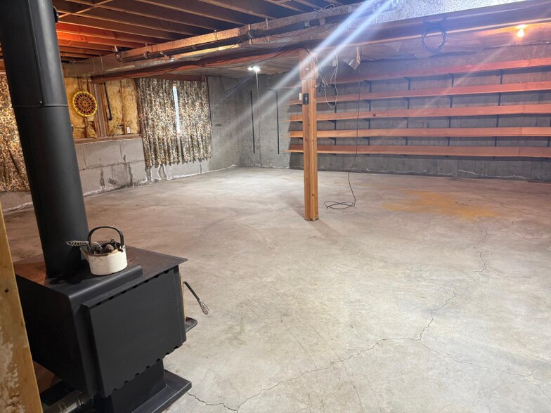 Building Photo - 9342 Sumas Rd