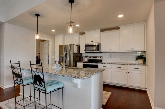 Building Photo - 715 Jodine Ann Dr