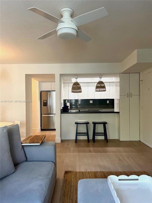 Building Photo - 195 Sunrise Dr