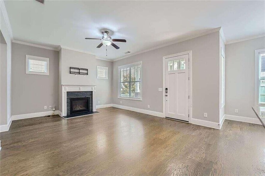 Building Photo - 18 Hardpan Aly