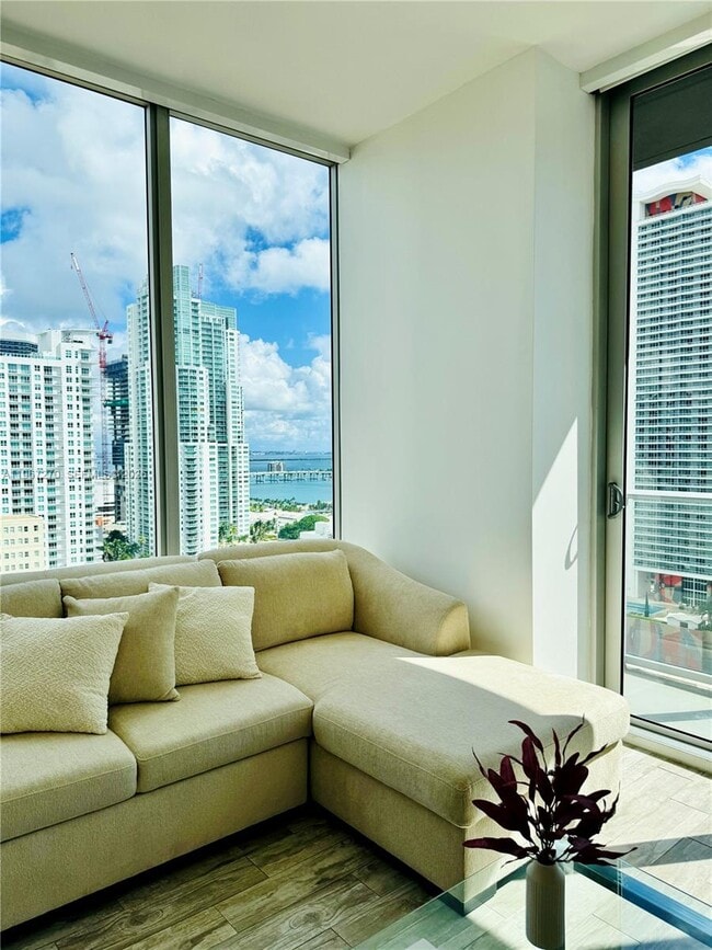 Building Photo - 151 SE 1st St