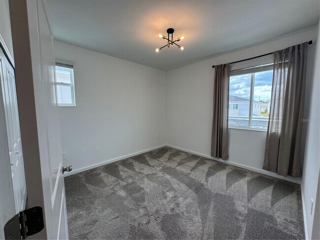 Building Photo - 297 Bogey Dr