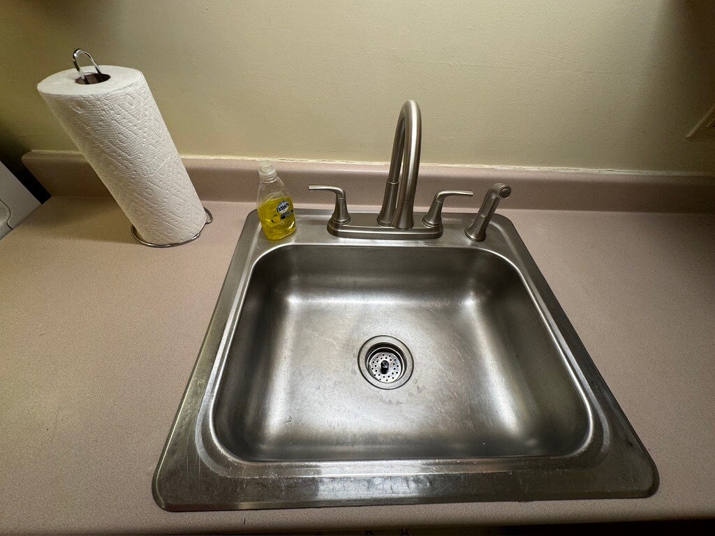 Kitchen Sink - 262 10th St