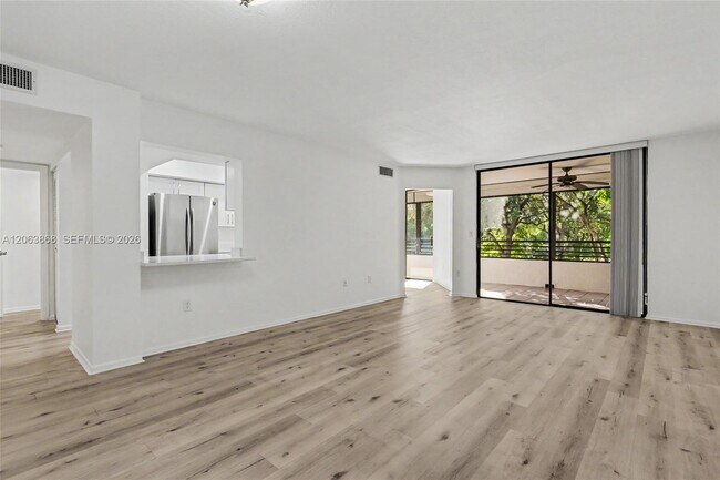 Building Photo - 1410 Sheridan St