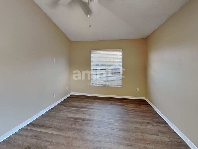 Building Photo - 6200 Erik Ct