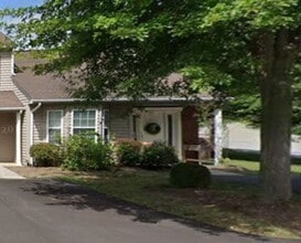 Building Photo - Charming 2BR/1BA Townhouse in Quiet Community – Pet Friendly!