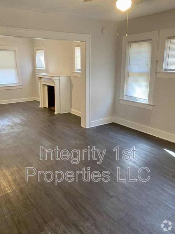 Building Photo - 3412 Bales Ave