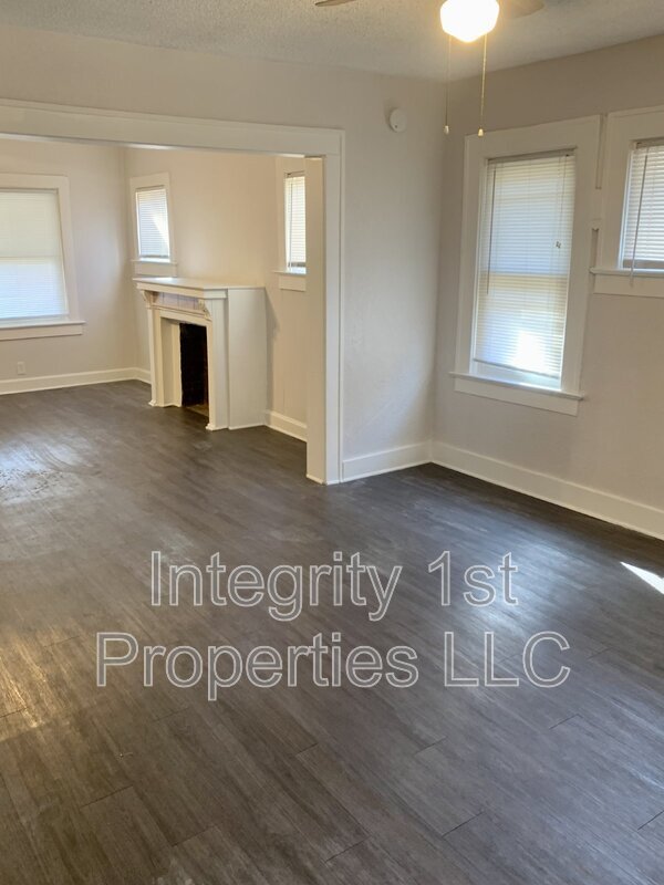 Building Photo - 3412 Bales Ave