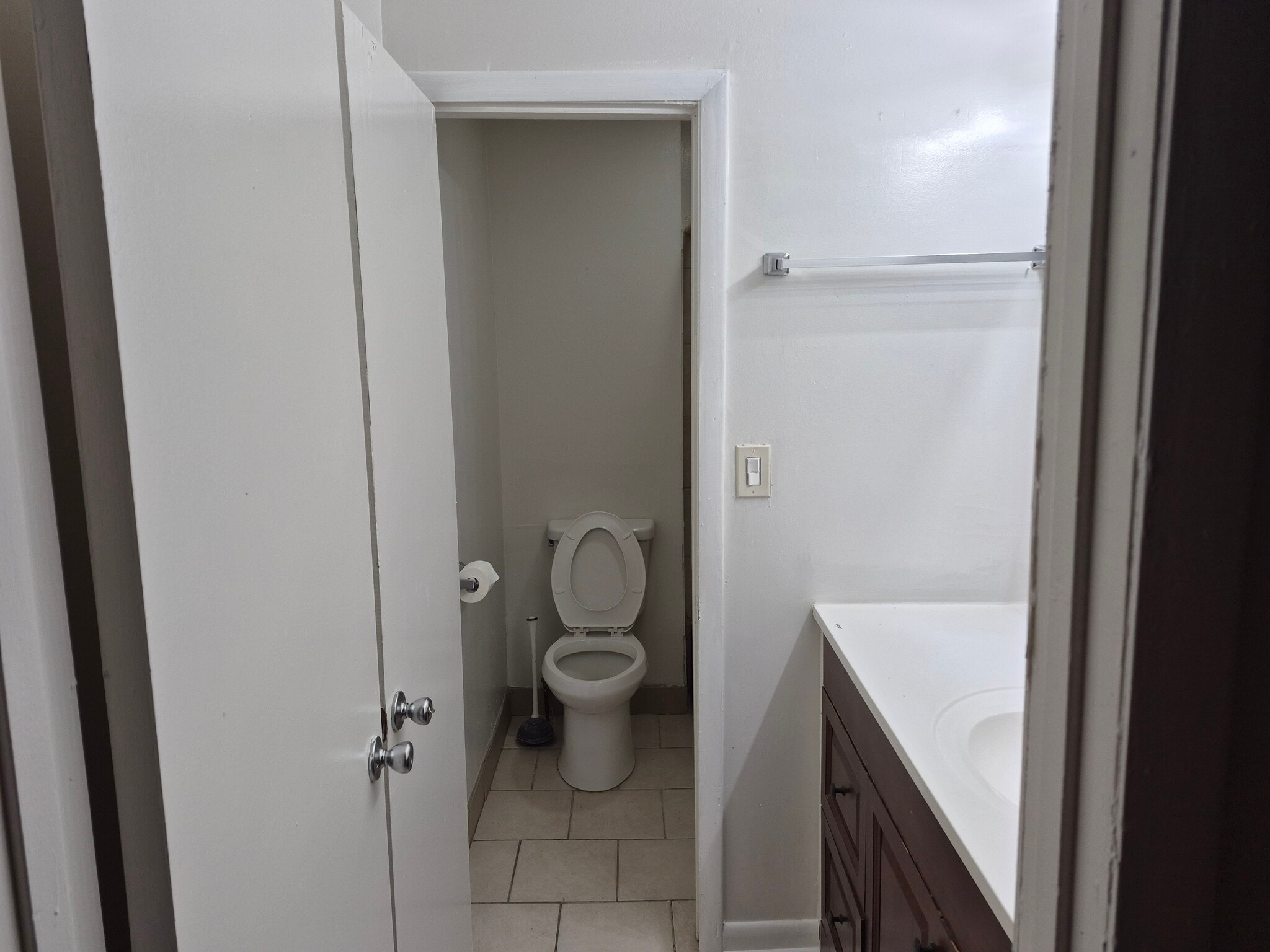 Building Photo - 1717 24th Ave N