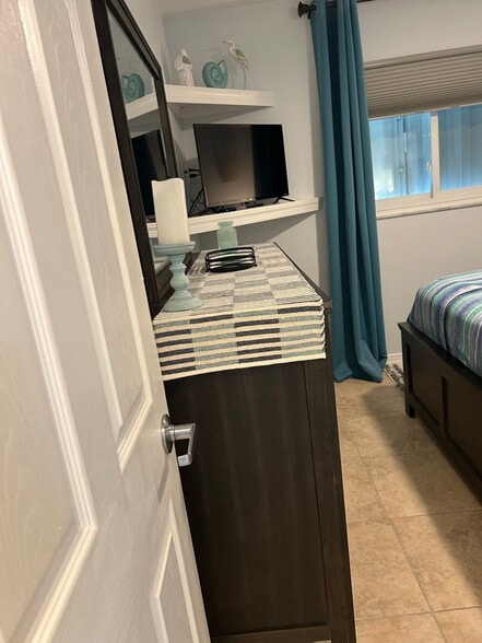 Building Photo - 25275 Rampart Blvd