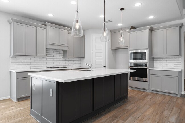 Building Photo - 5838 Turquoise Hl