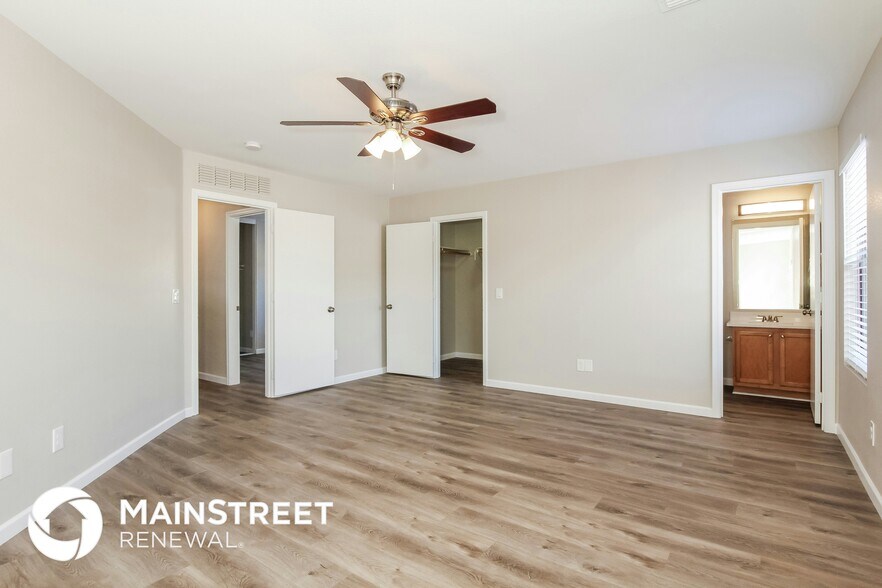 Building Photo - 11522 W Corrine Dr