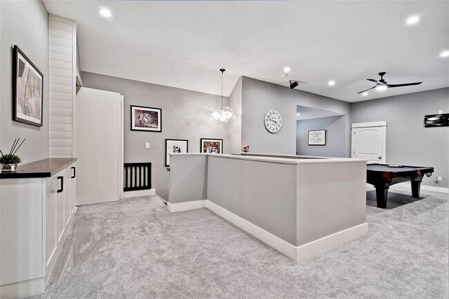 Building Photo - 10125 Raindrop Ln