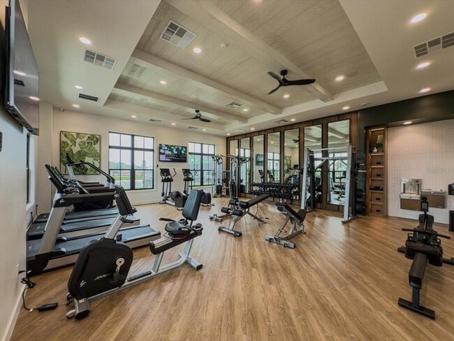 Building Photo - 1895 Pinecliff Dr