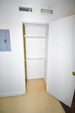 Building Photo - 178 Hadley Dr